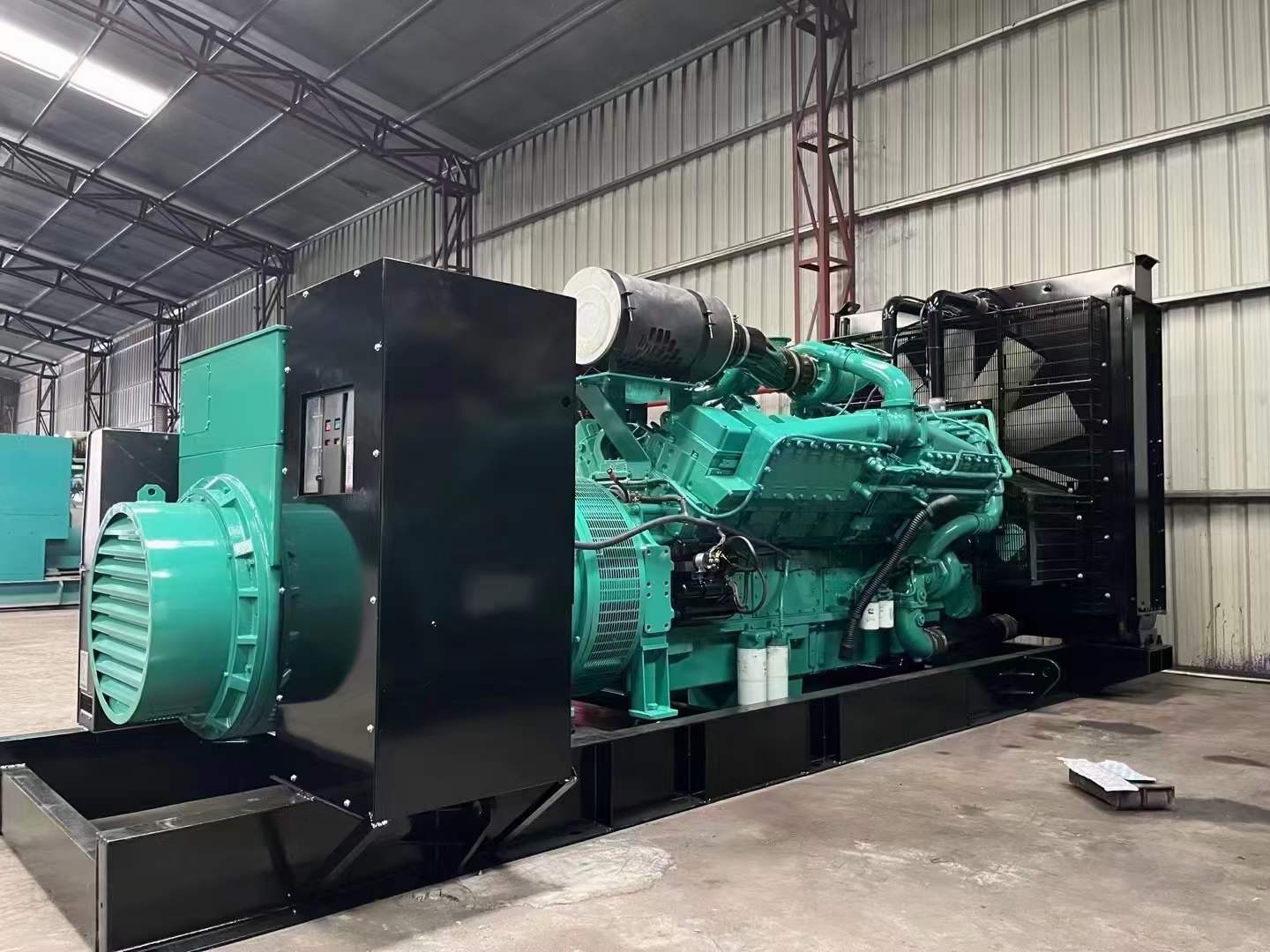 罗江如何评估无功补偿装置的性能和效果？