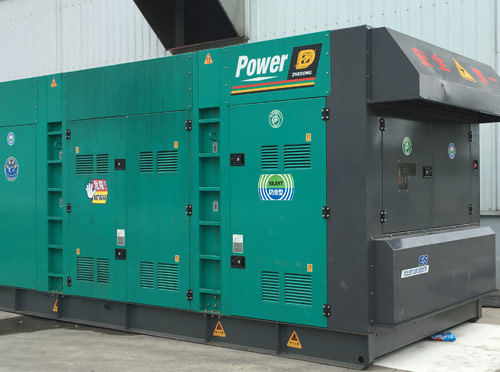 罗江升级发电机组的过程中需要注意哪些安全事项？