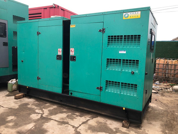 罗江怎样合理控制磷酸铁锂蓄电池的充放电倍率以延长其使用寿命？